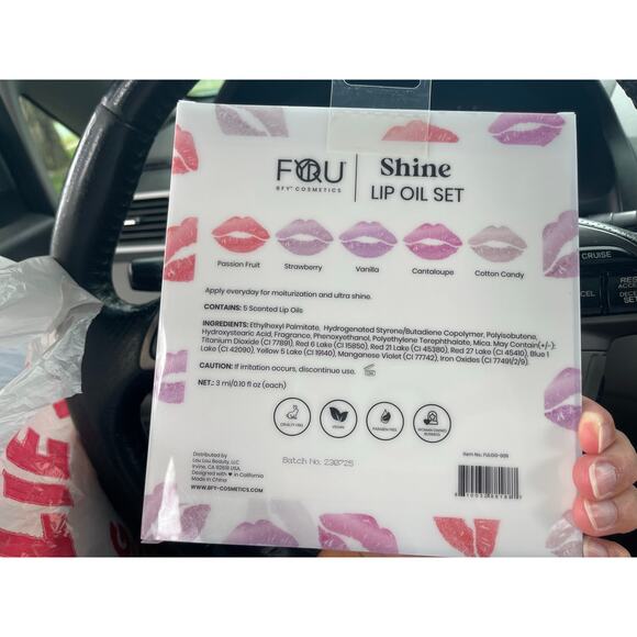 nwt BFY Cosmetics lip oil - Picture 3 of 3